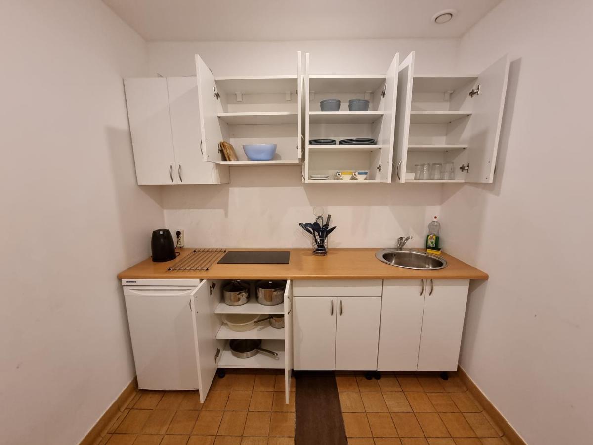 Alina'S Appartement Wenen Buitenkant foto